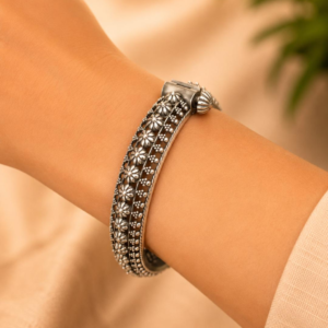 floral chur design bangle