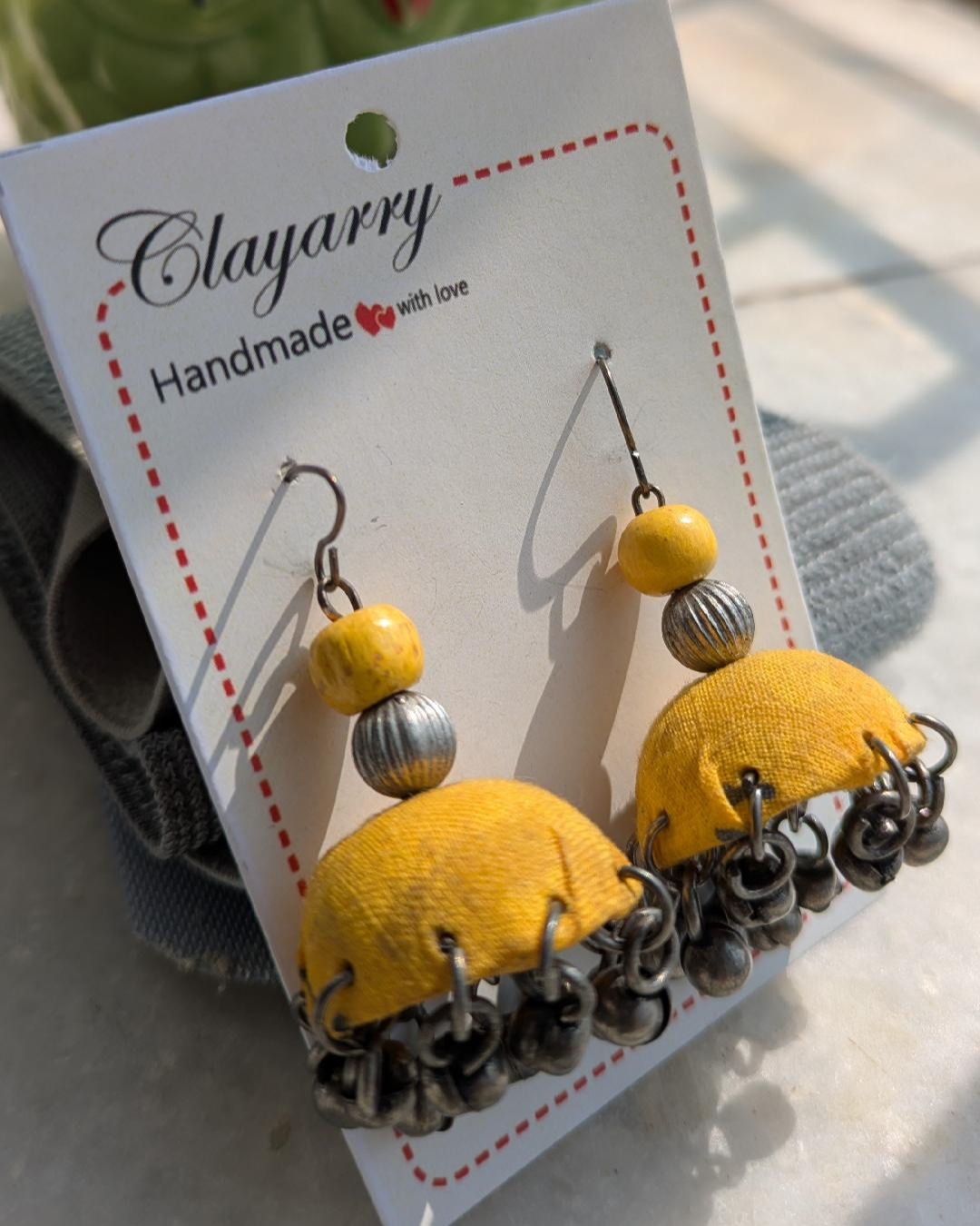 ear ring ear ring